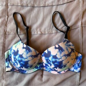 VS Pink Lightly Lined Demi Bra